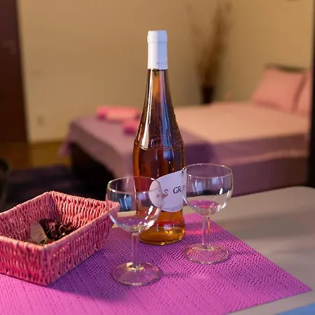 Bucharestby * Bükreş